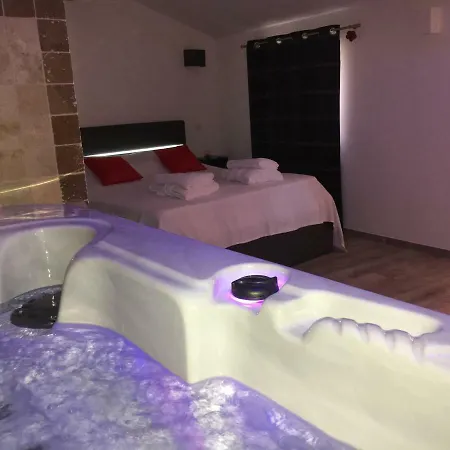 Nuit Romantique Apartment
